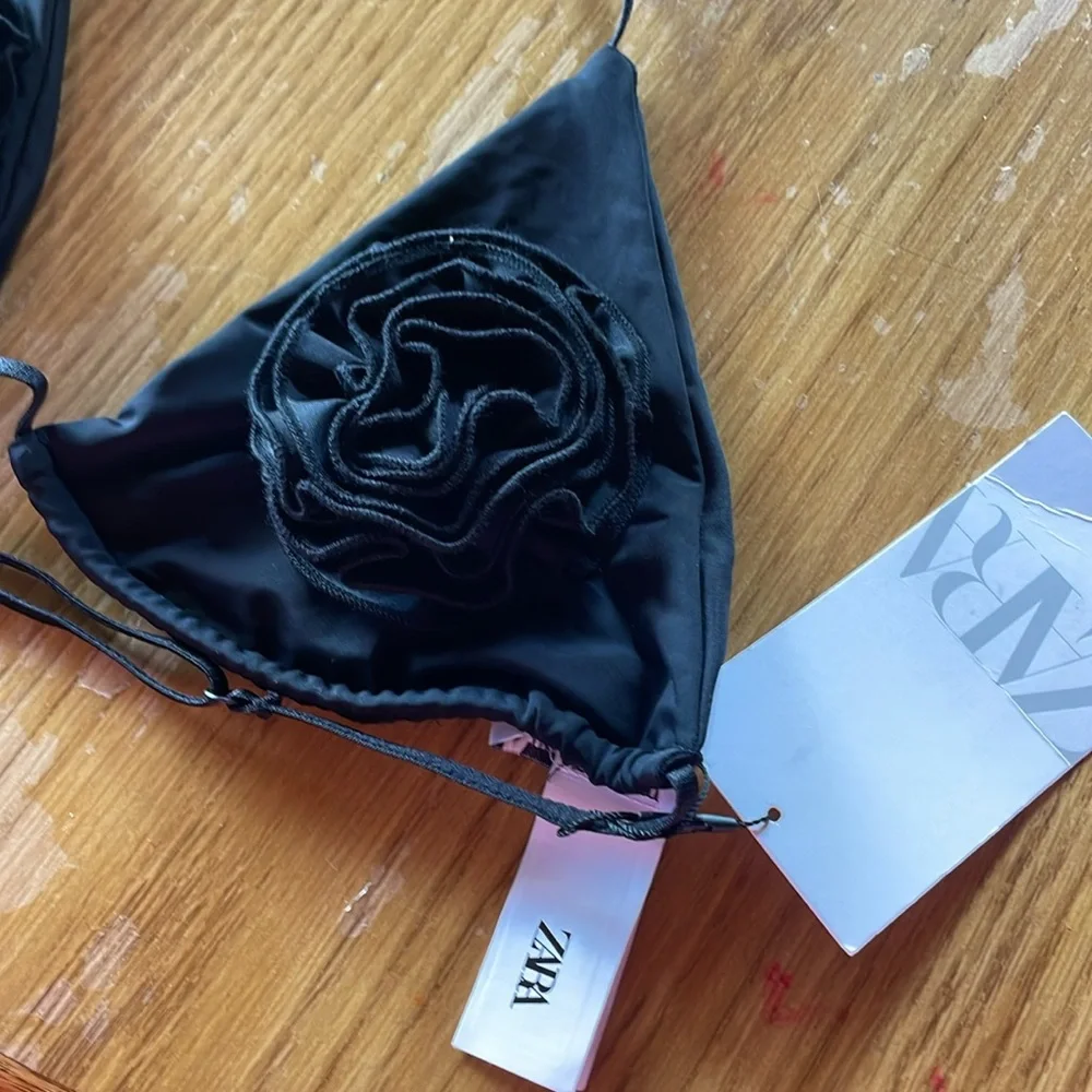 NWT Zara black rose flower bikini top Medium